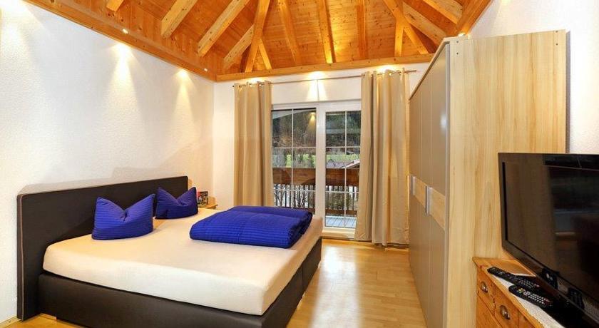 Hotel Stecher Oetz Rum bild
